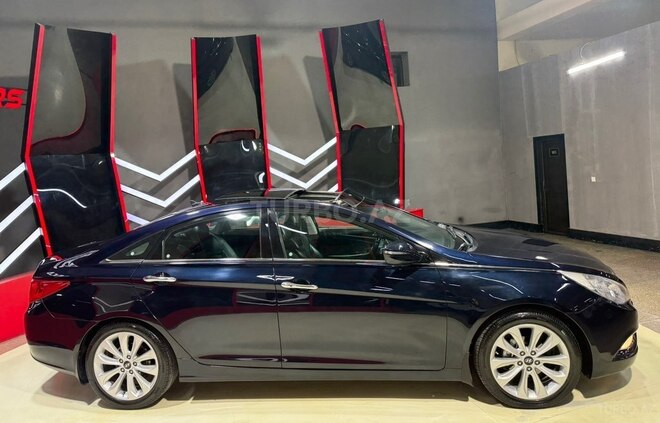 Hyundai Sonata-3