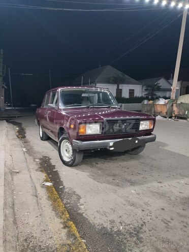 LADA (VAZ) 2107-1
