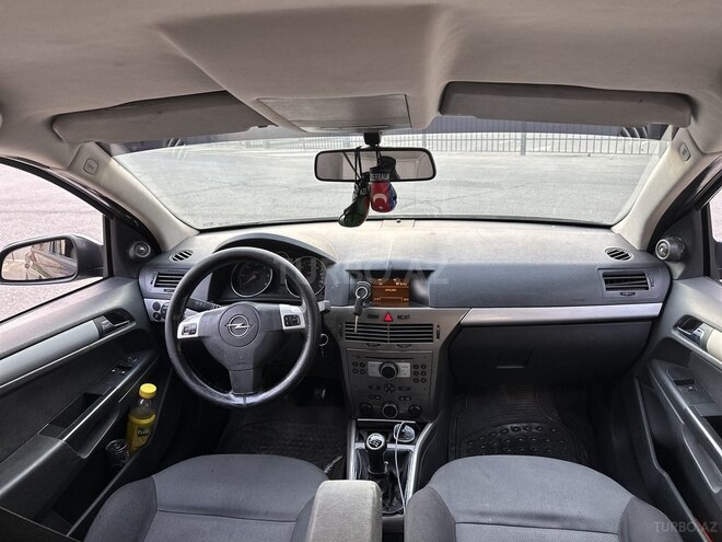 Opel Astra-7
