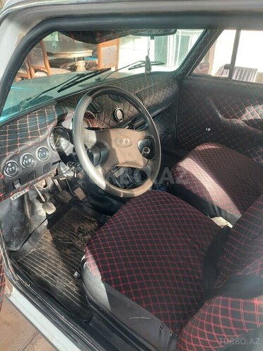 LADA (VAZ) 2106-5