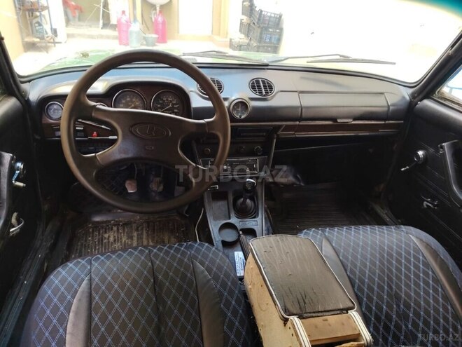 LADA (VAZ) 2106-7