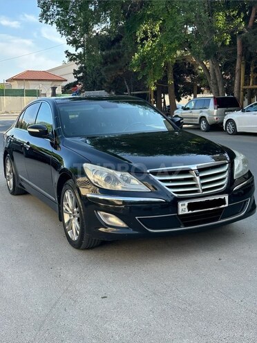 Hyundai Genesis-1