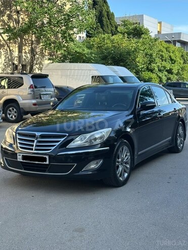 Hyundai Genesis-8