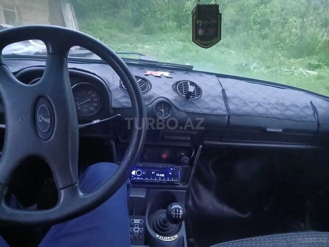 LADA (VAZ) 2106-2