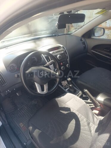 Kia Ceed-8