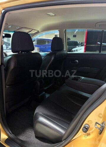 Nissan Tiida-16