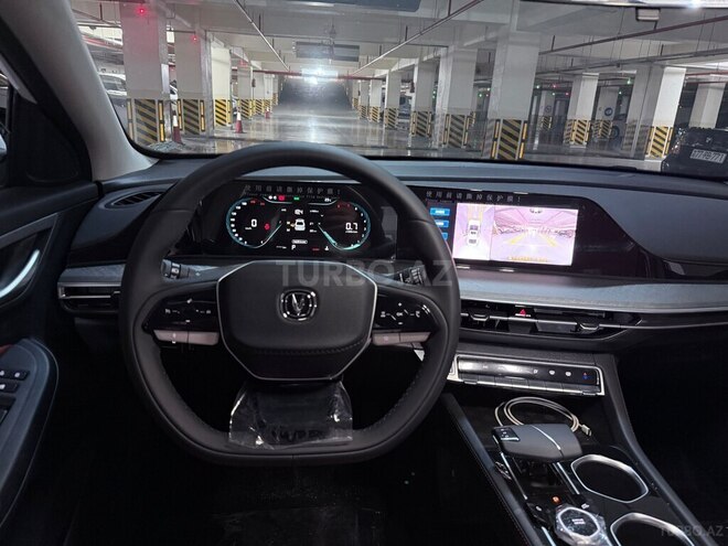 Changan Eado Plus-7