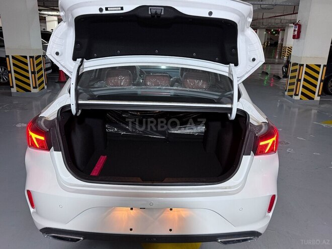 Changan Eado Plus-13