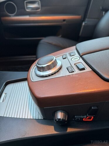 BMW 730-21