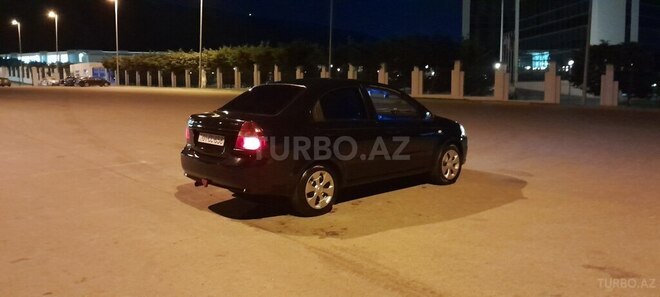 Chevrolet Aveo-3