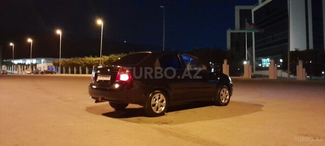 Chevrolet Aveo-4