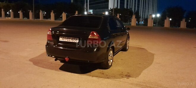 Chevrolet Aveo-11
