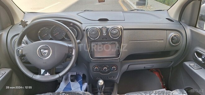 Dacia Lodgy-13
