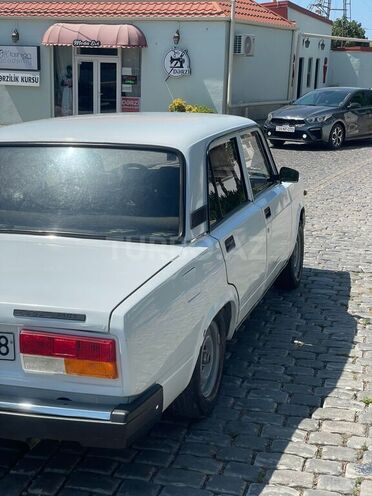 LADA (VAZ) 2107-4