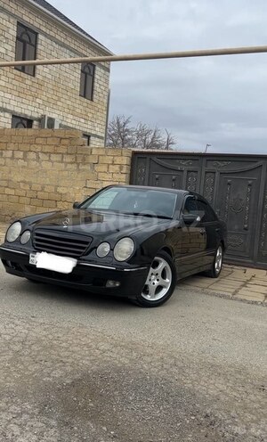 Mercedes E 240-3