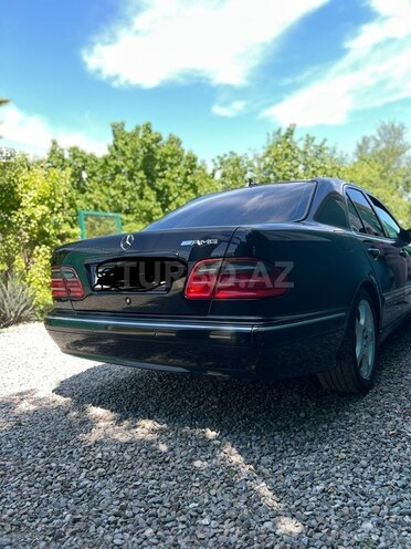 Mercedes E 240-15
