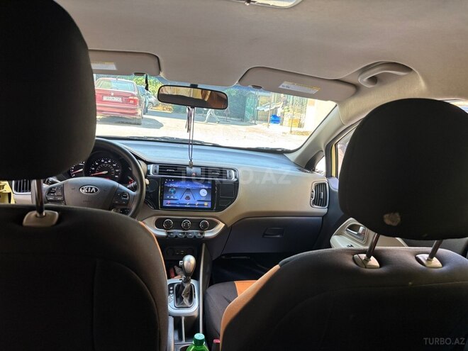 Kia Rio-4