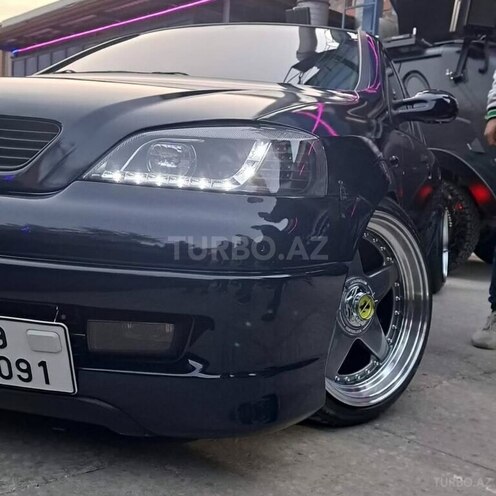Opel Astra-1