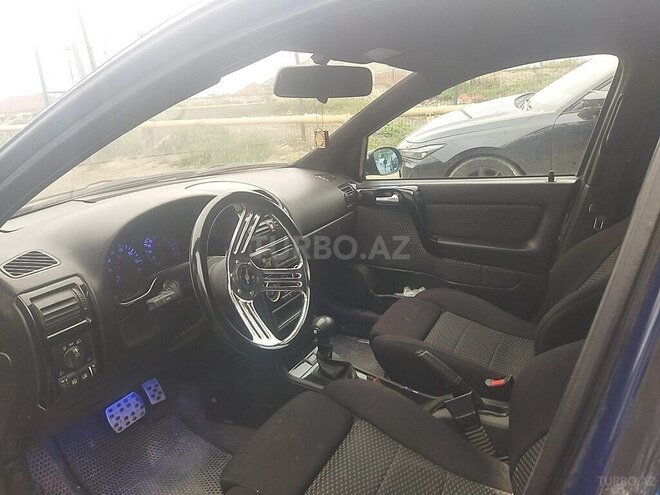 Opel Astra-9