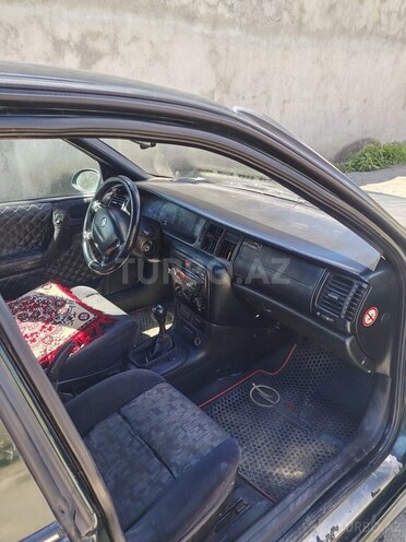 Opel Vectra-7