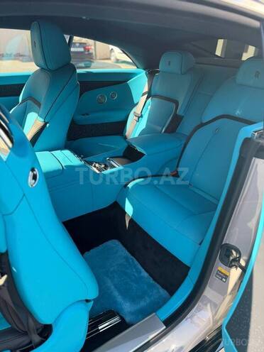 Rolls-Royce Spectre-21