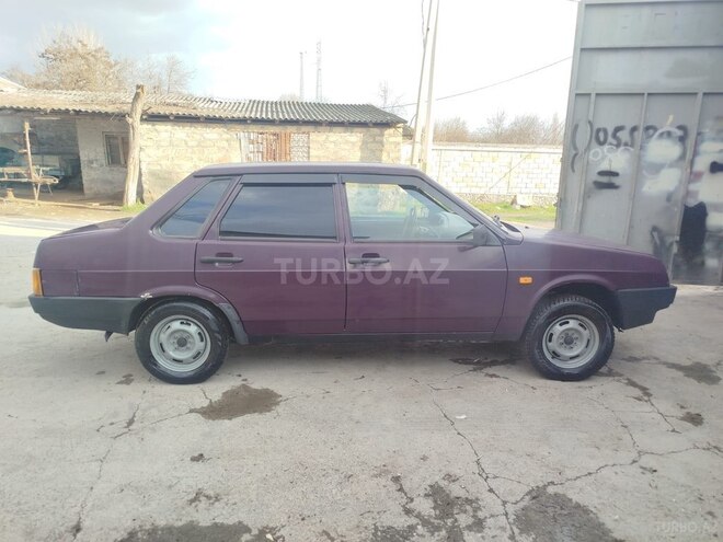 LADA (VAZ) 21099-4