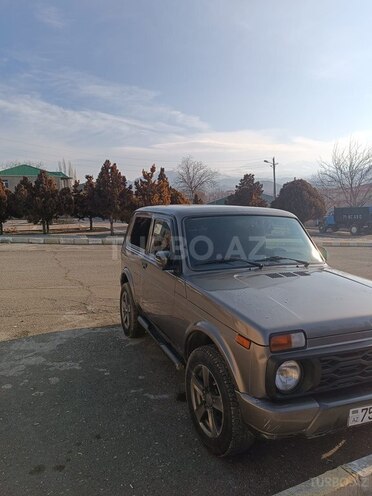 LADA (VAZ) Niva-3