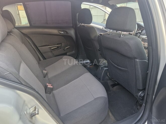 Opel Astra-13