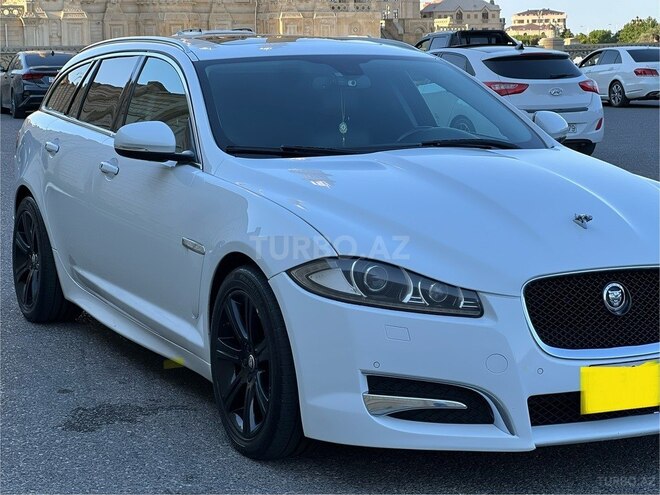 Jaguar XF-4