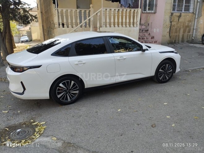 Changan Qiyuan A05-5