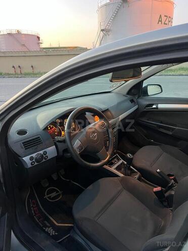 Opel Astra-2