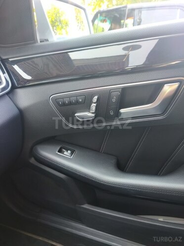 Mercedes E 220-9