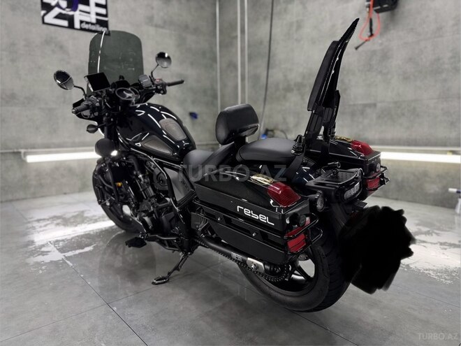 Honda Rebel 1100-3