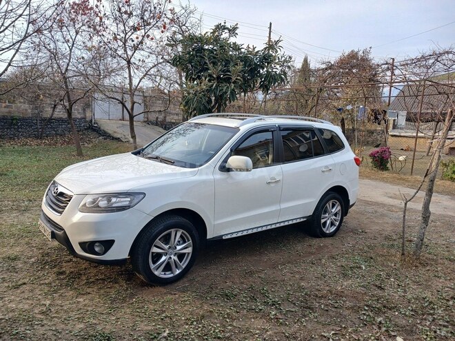 Hyundai Santa Fe-3