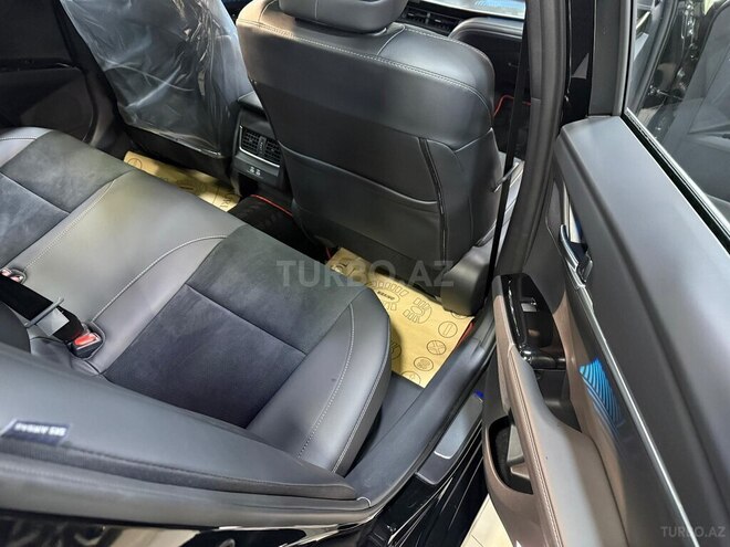 Toyota Camry-9