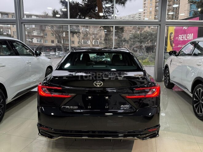 Toyota Camry-10