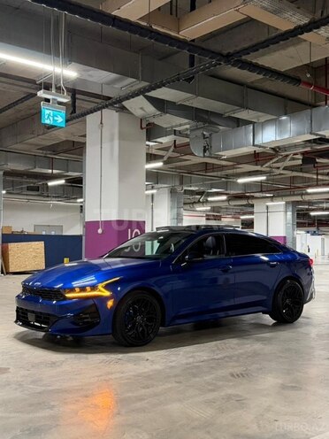Kia K5-4