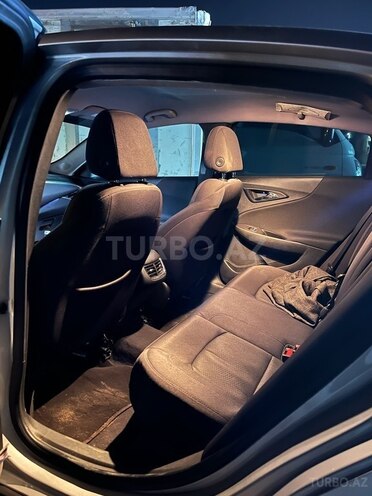 Chevrolet Malibu-9