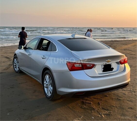 Chevrolet Malibu-5