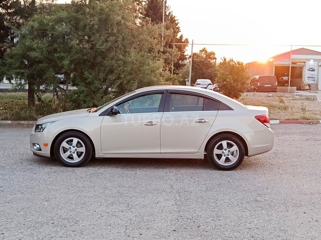 Chevrolet Cruze-6