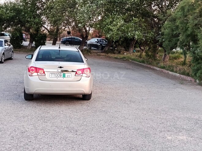 Chevrolet Cruze-7