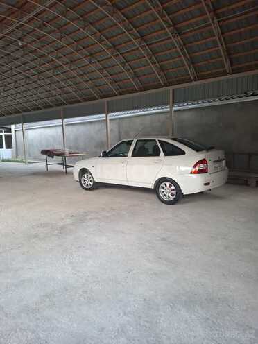 LADA (VAZ) Priora-13