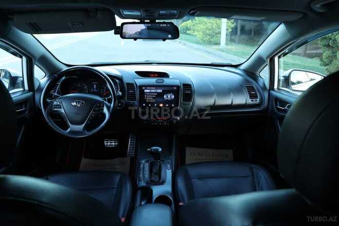 Kia Cerato-4