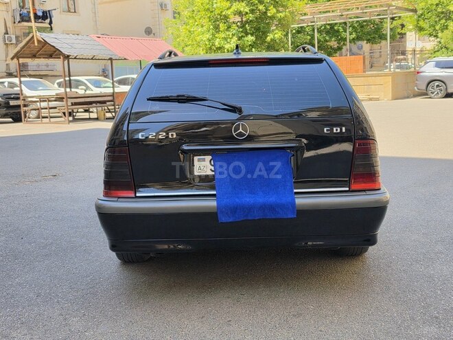 Mercedes C 220-2
