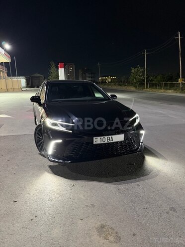 Toyota Camry-8
