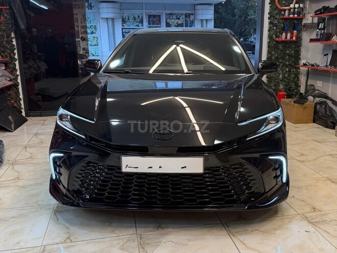 Toyota Camry-1