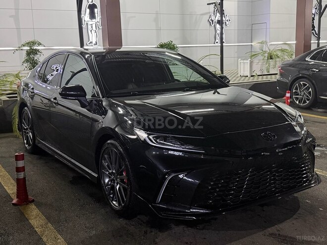 Toyota Camry-3