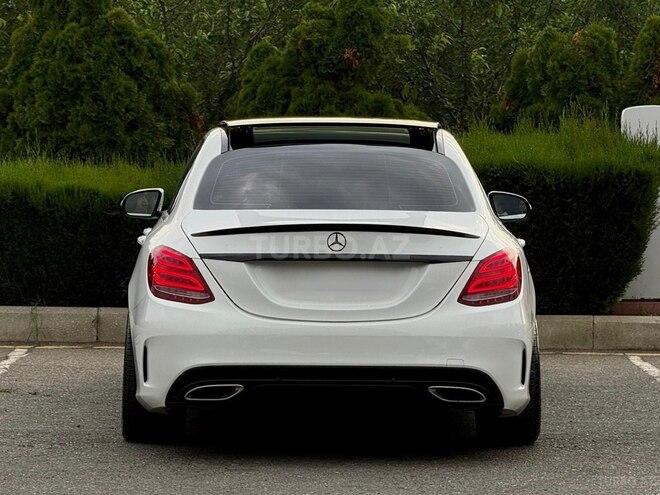 Mercedes C 300-9