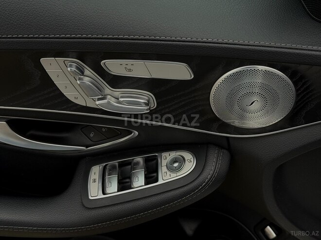 Mercedes C 300-17