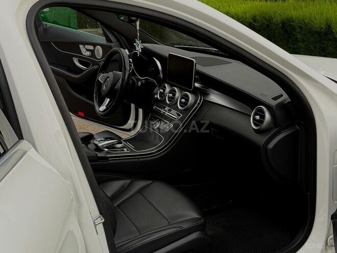 Mercedes C 300-15